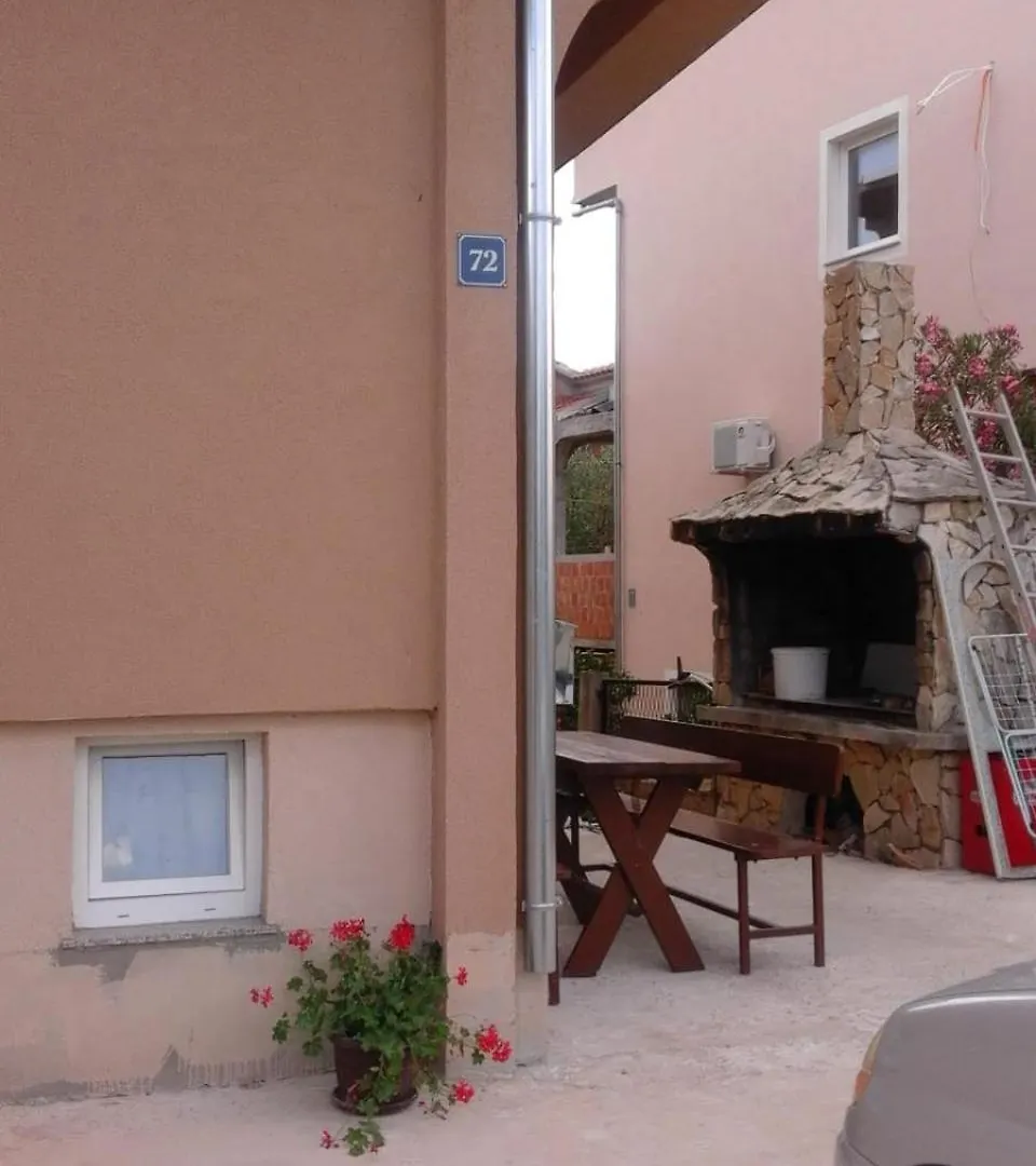 Apartman Mariana Biograd Na Moru 0*,